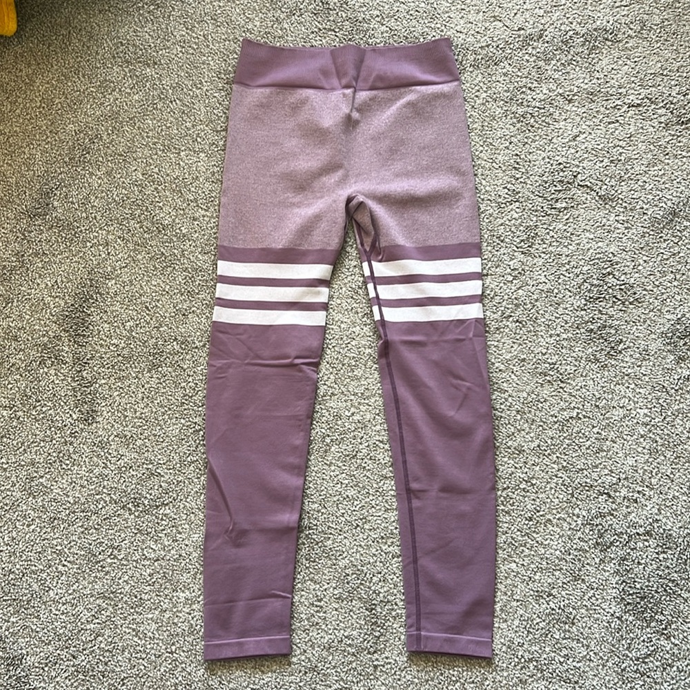Seamless sock leggings